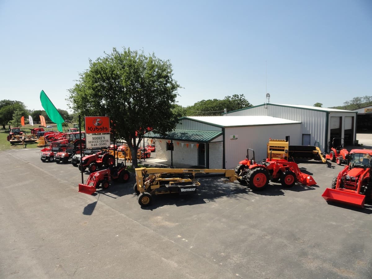 Moore's Service Center